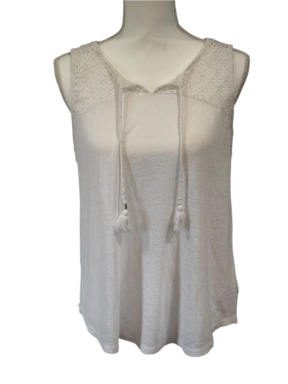 Merona white semi-sheer sleeveless tank, 2 tassel ties, embroidered detail, L.